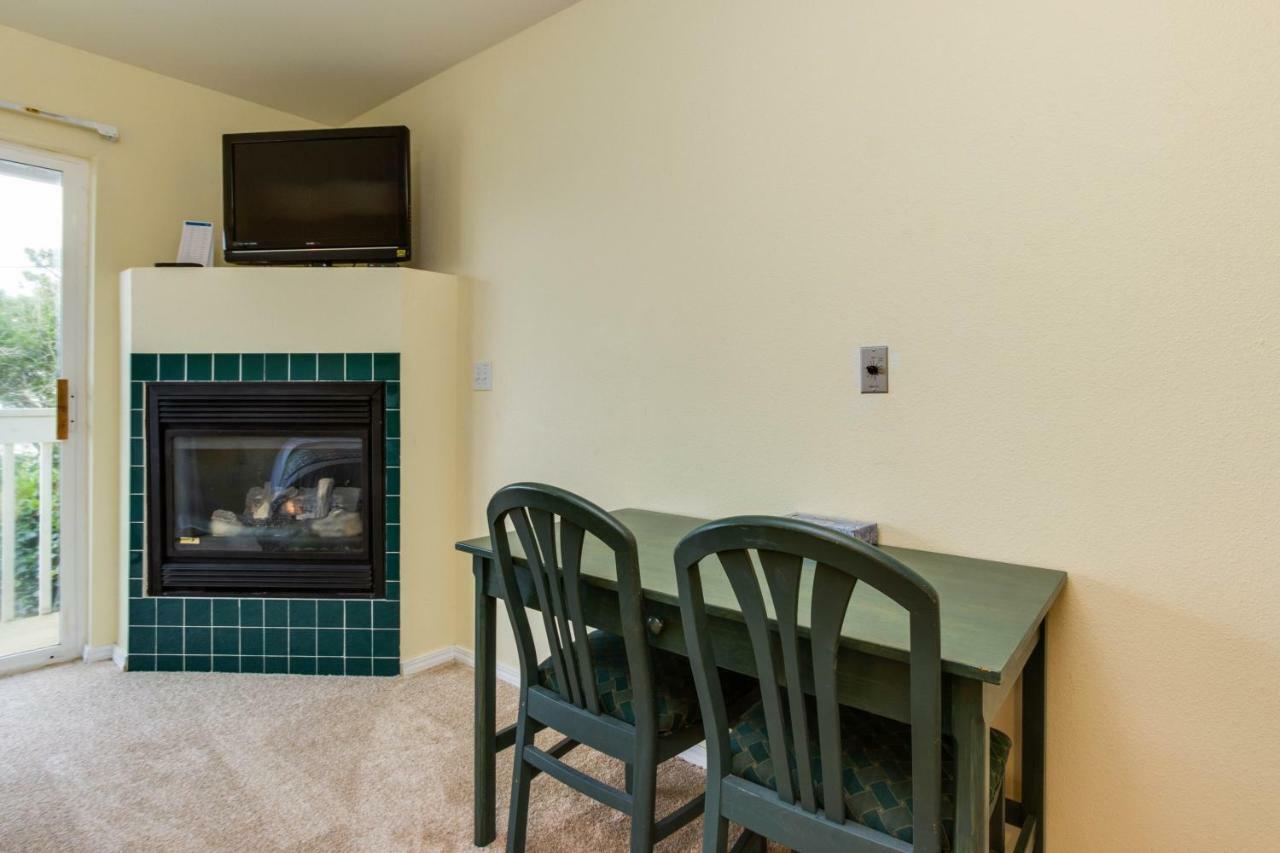 Sandstone Point Hotel Lincoln City Zimmer foto