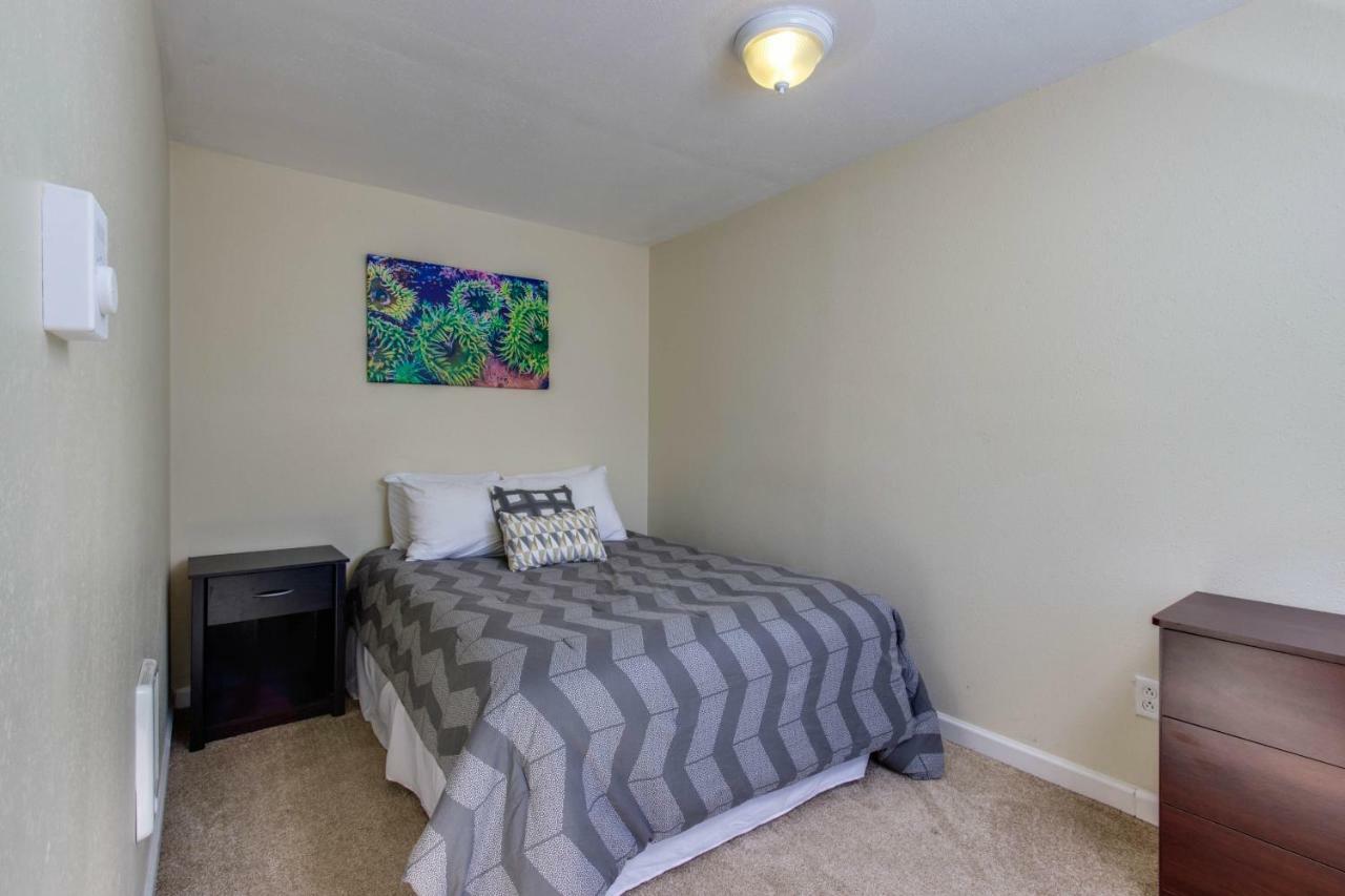 Sandstone Point Hotel Lincoln City Zimmer foto