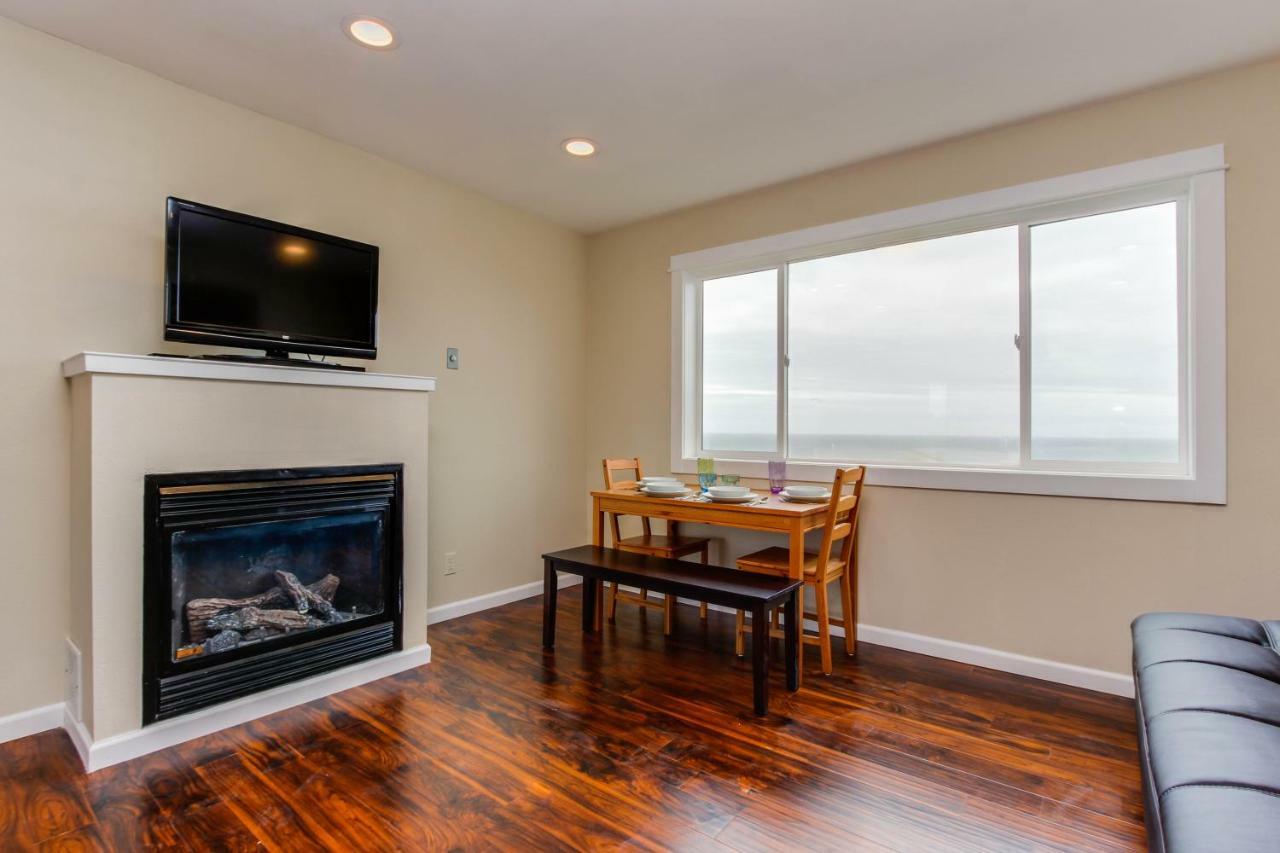 Sandstone Point Hotel Lincoln City Zimmer foto