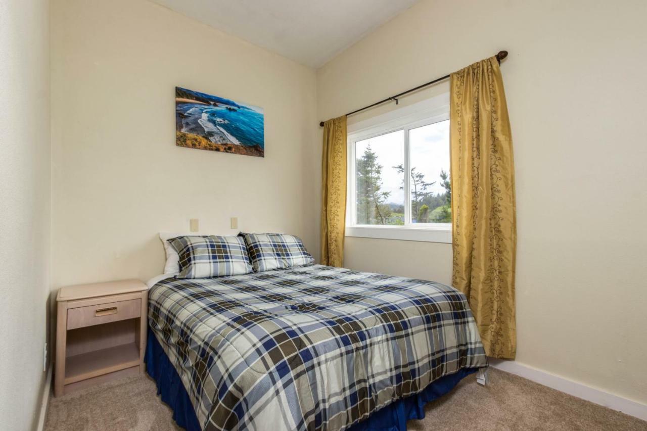 Sandstone Point Hotel Lincoln City Zimmer foto