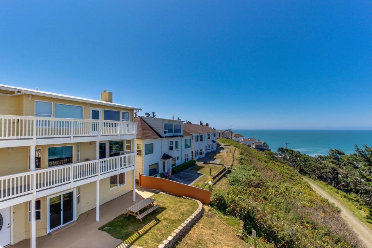 Sandstone Point Hotel Lincoln City Exterior foto